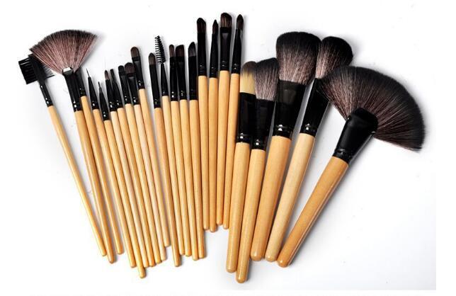Gift Bag Of 24 Pcs Makeup Brush Sets Professional Cosmetics Brushes. Cosmetics Brushes Eyebrow Powder Foundation Shadows Pinceaux Make Up Tools